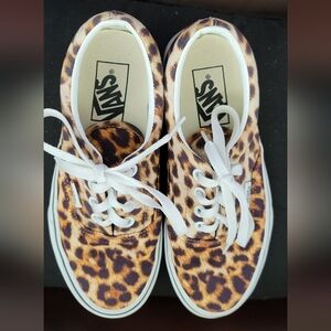 ****SOLD***VANS ERA Women's Size 5.5 Leopard Print canvas Black Women’s Sneakers